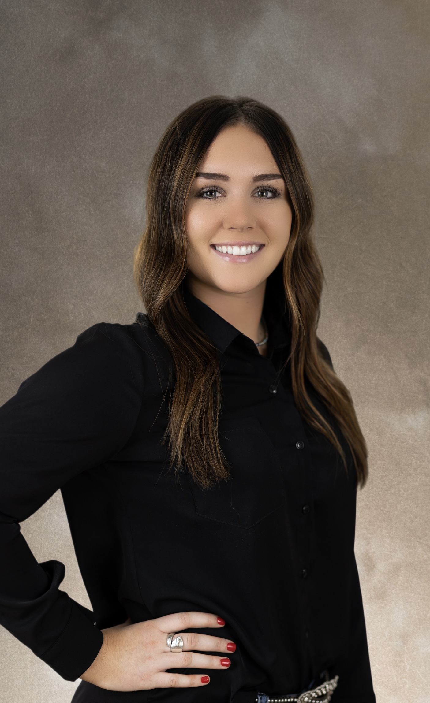 Hailey Sharp, Broker